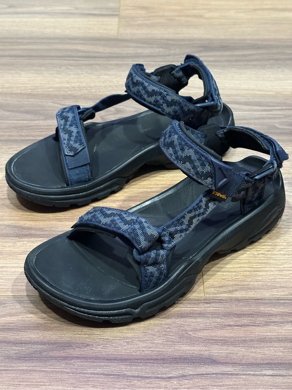 Teva Hurricane XLT2 Sandal Hiking in Blue Geometric Size 11.5